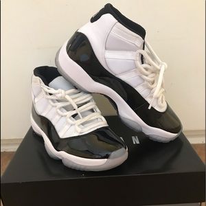 Air Jordan 11 Retro Concord